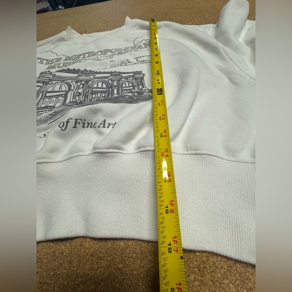 The MET Women's White Crew Neck Sweatshirt PACSUN - Picture 11 of 11